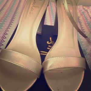 Lulus gold chunky heels